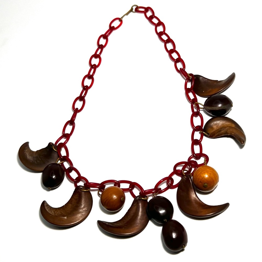 Vtg Unsigned Miriam Haskell Red Celluloid Hardwood Nut Necklace Celluloid Chain